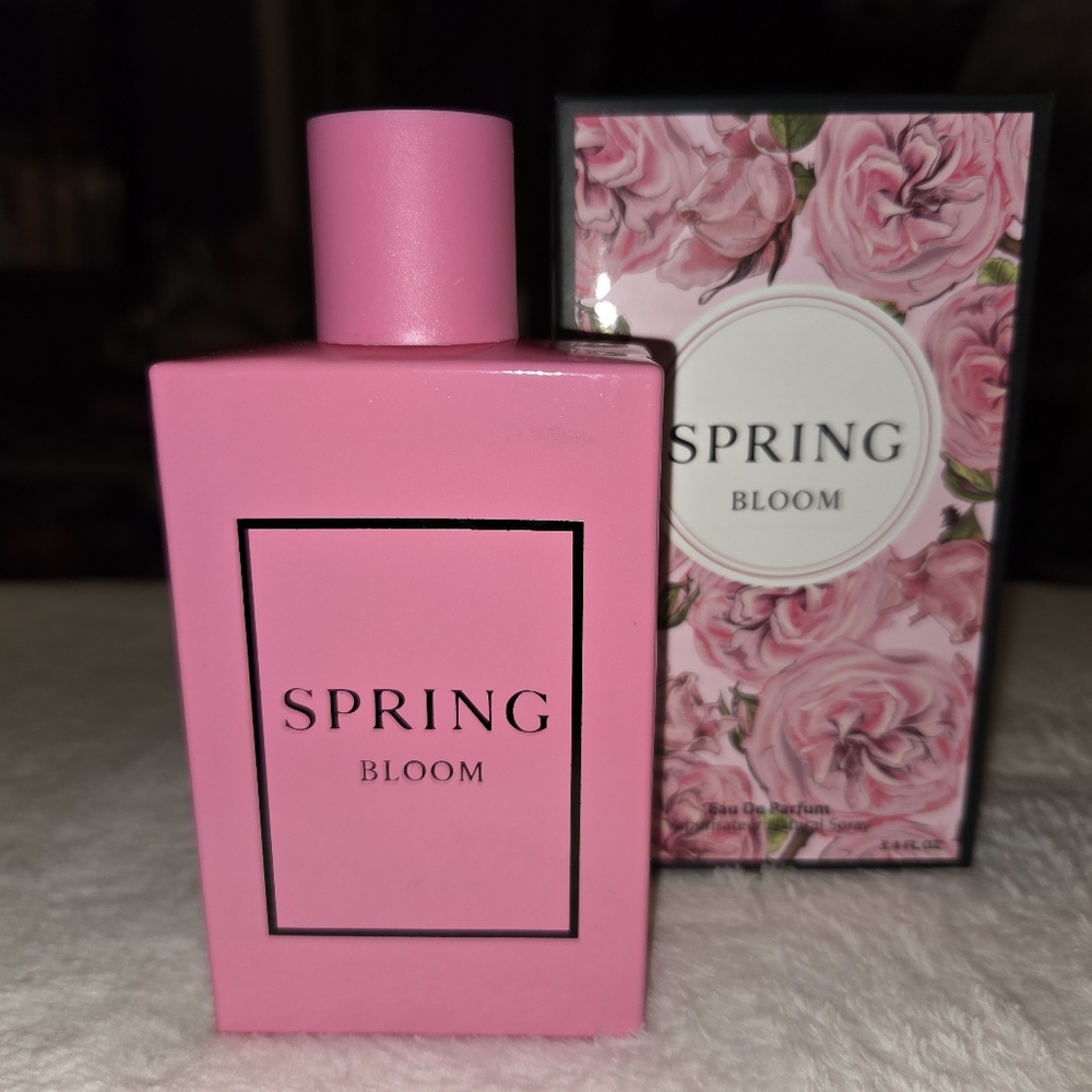 Spring Bloom Eau de Parfum - Picture 5 of 7